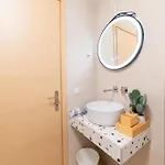 Dimitras Luxury 2nd Apartament *