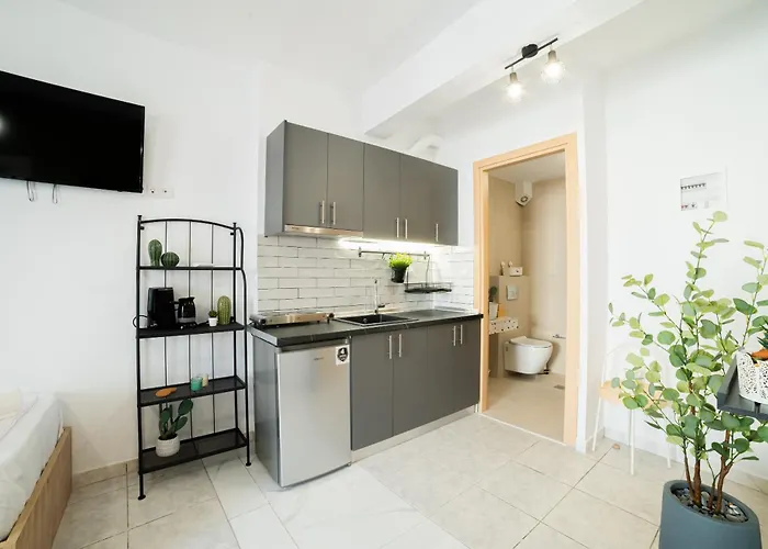 Dimitras Luxury 2nd Ofrínion
