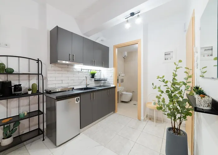 Dimitras Luxury 2nd Ofrínion