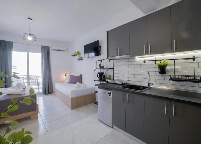 Dimitras Luxury 2nd *